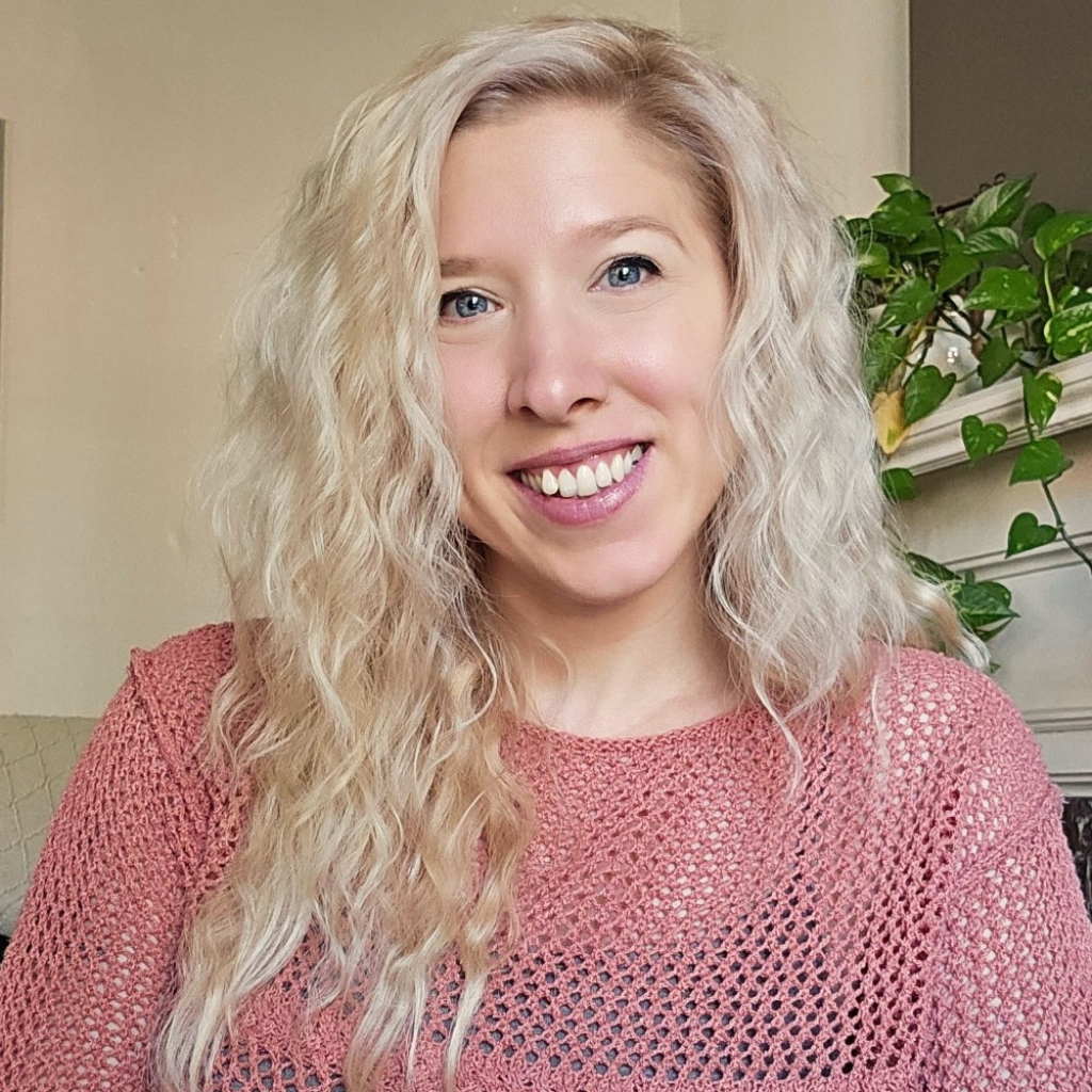 Elizabeth Bergeron Yoga Instructor